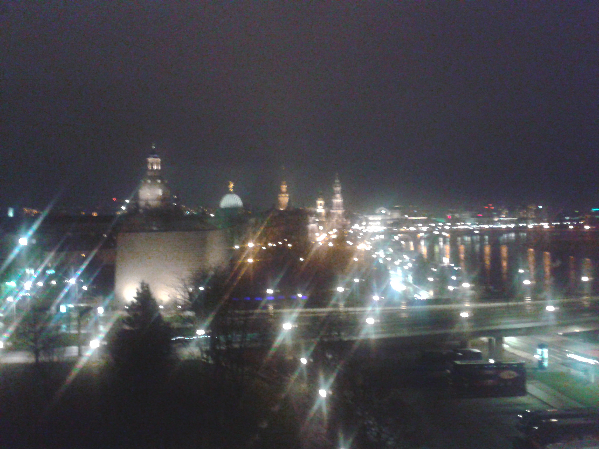 Samsung Galaxy S3 Mini sample photo. Dresden....bright.. photography