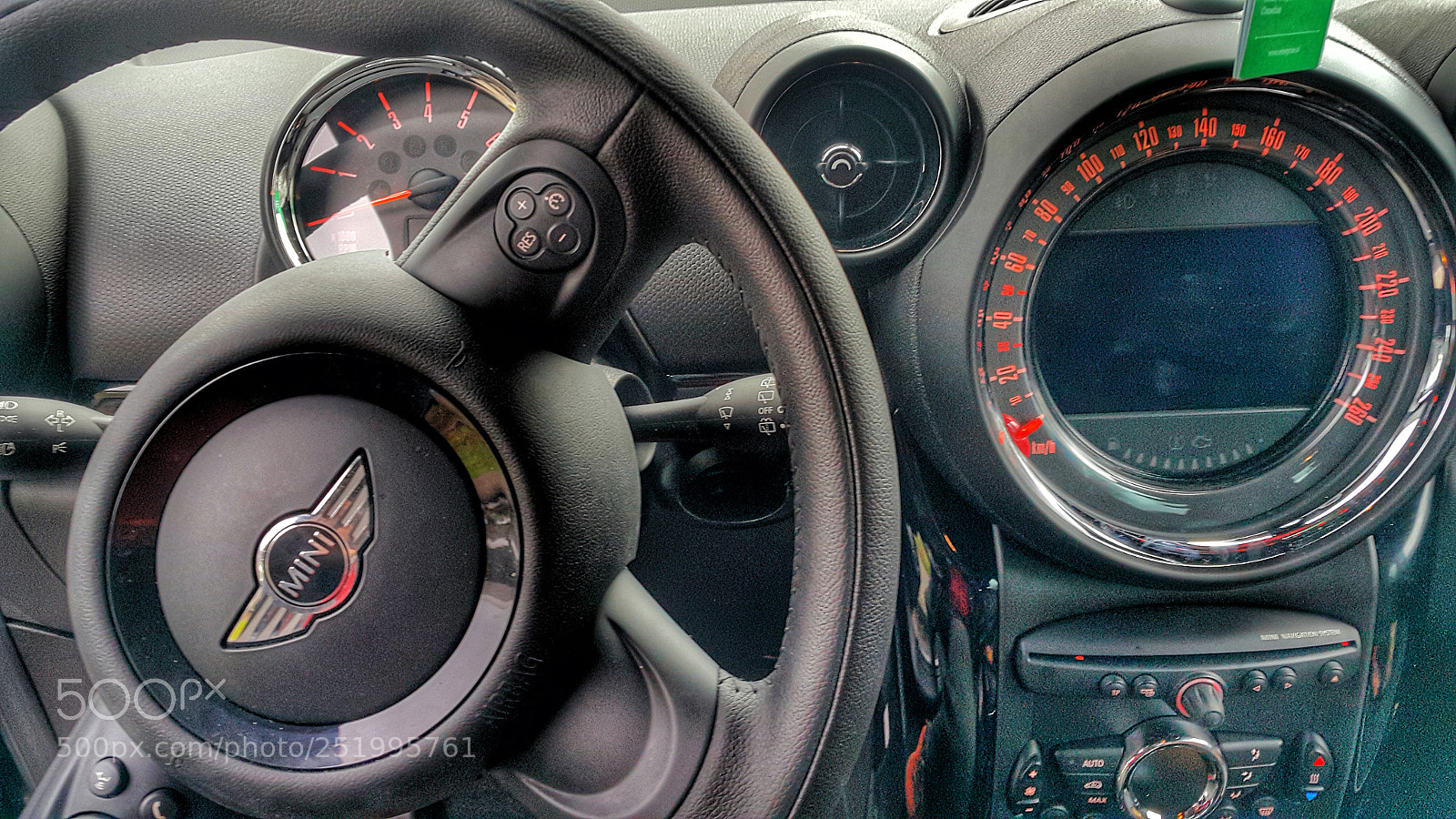 Samsung Galaxy Note4 sample photo. Car... mini photography