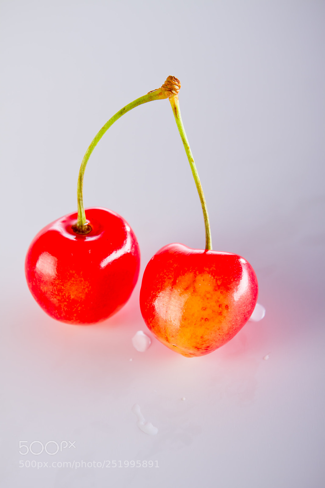 Canon EOS 7D sample photo. Cherry and rope on photography