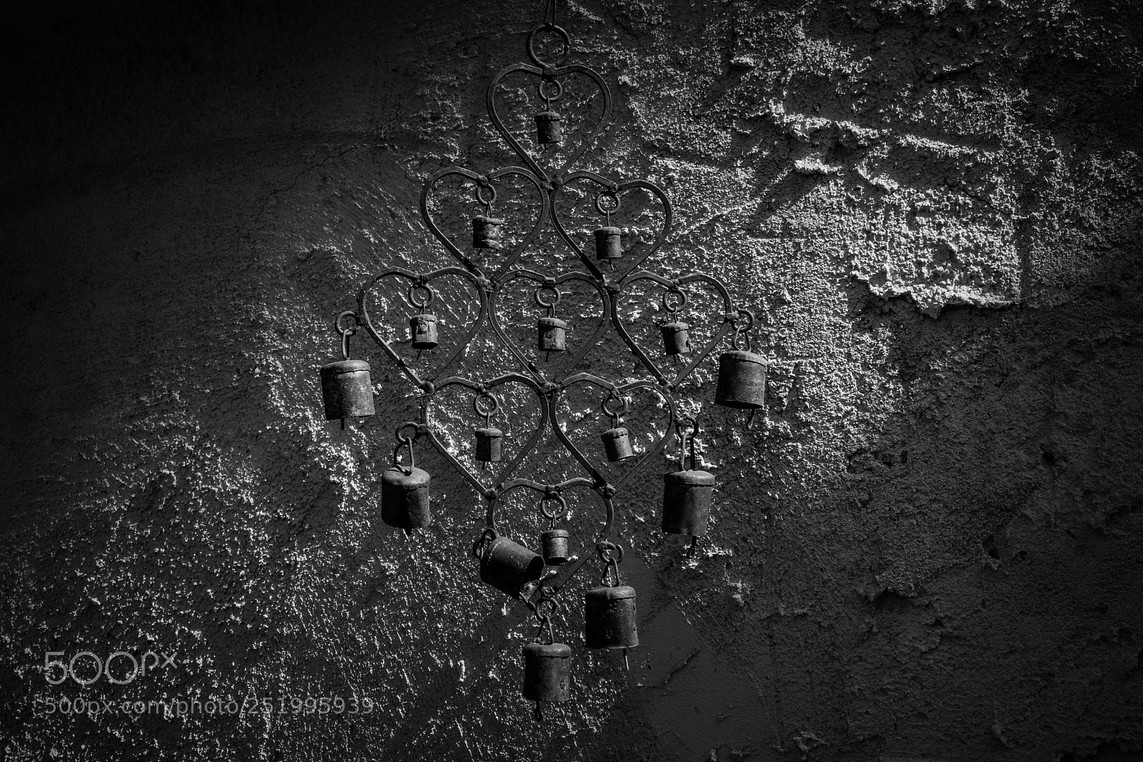 Fujifilm X-T2 sample photo. Hearts and bells photography