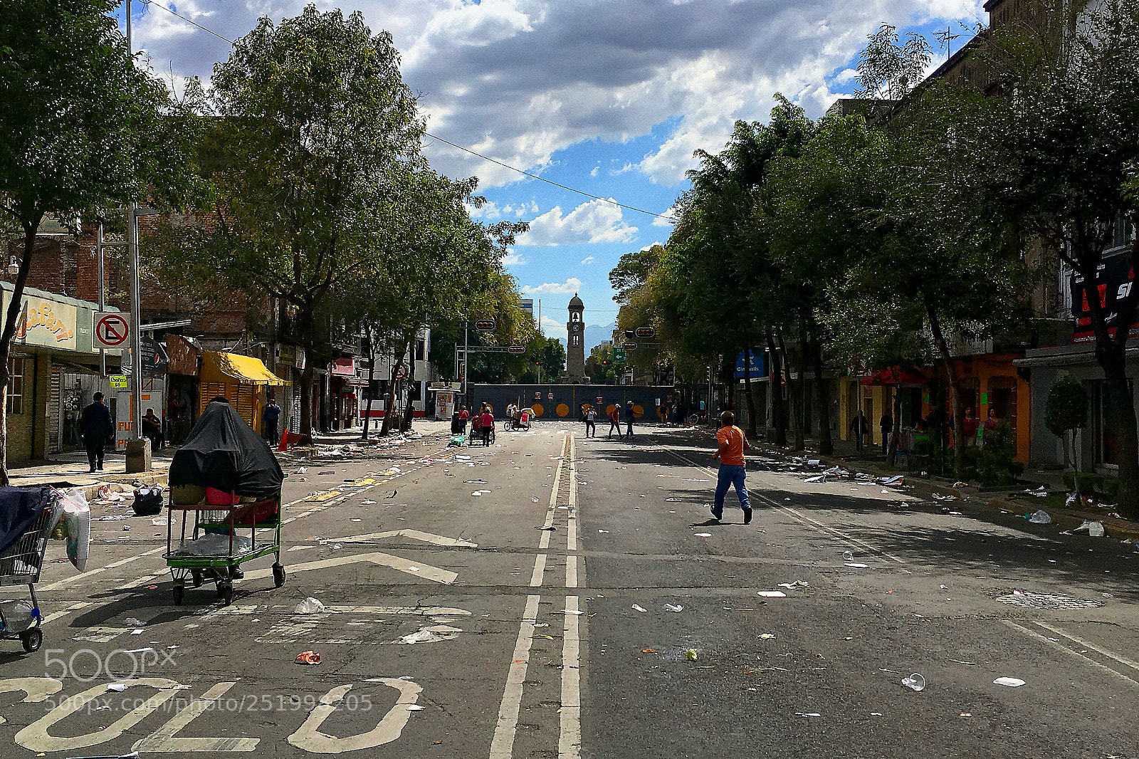 Apple iPhone SE sample photo. Manifestación photography
