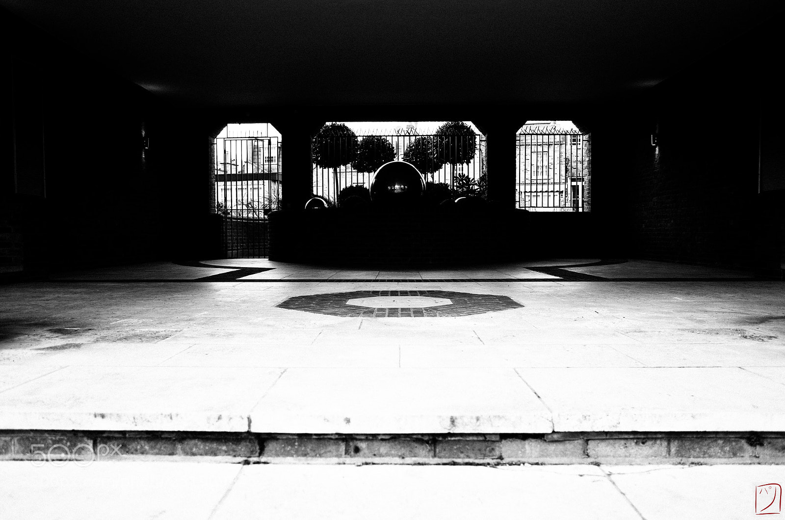 Ricoh GR II sample photo. Sphère photography