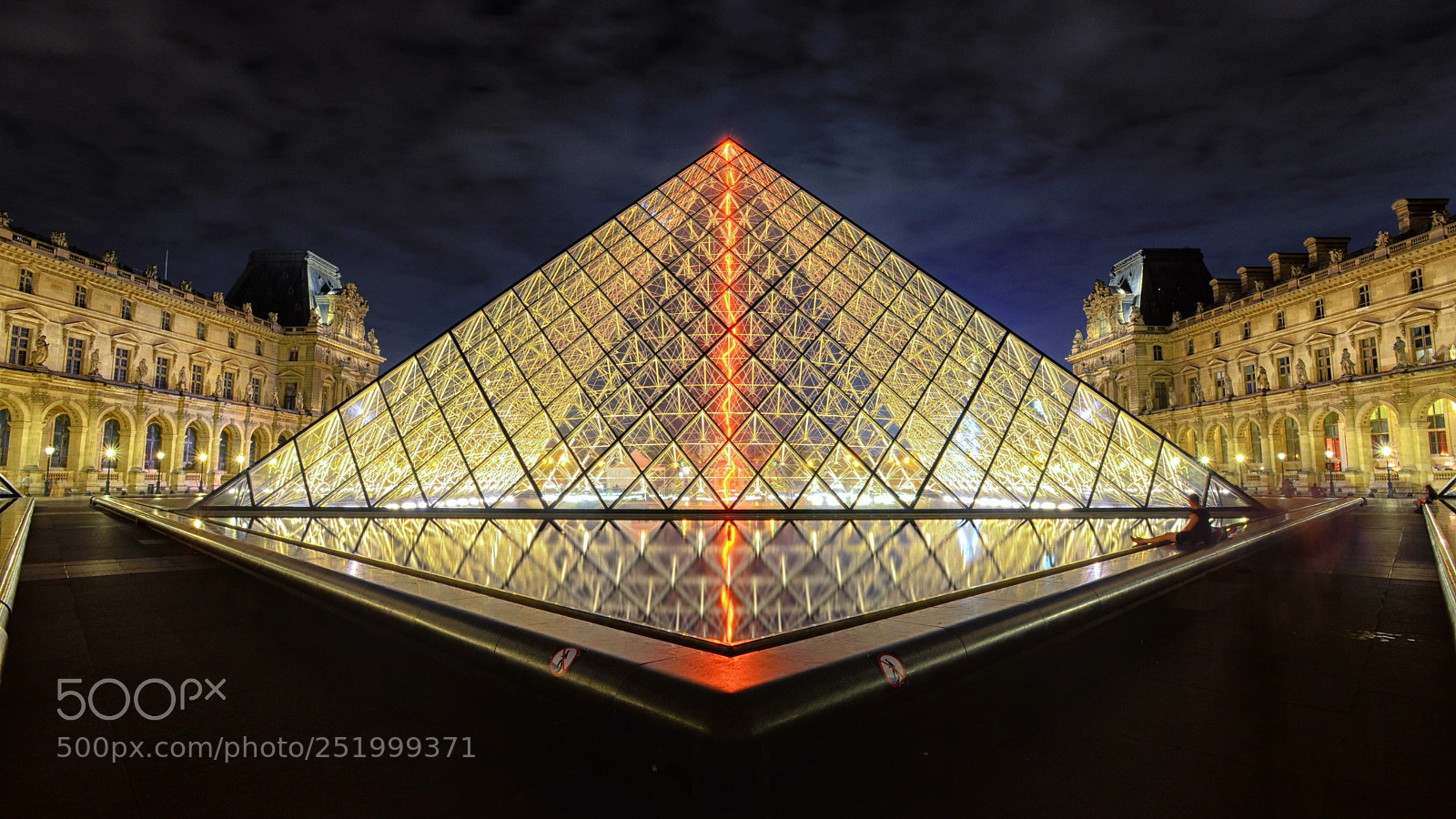 Nikon D610 sample photo. I really louvre that photography