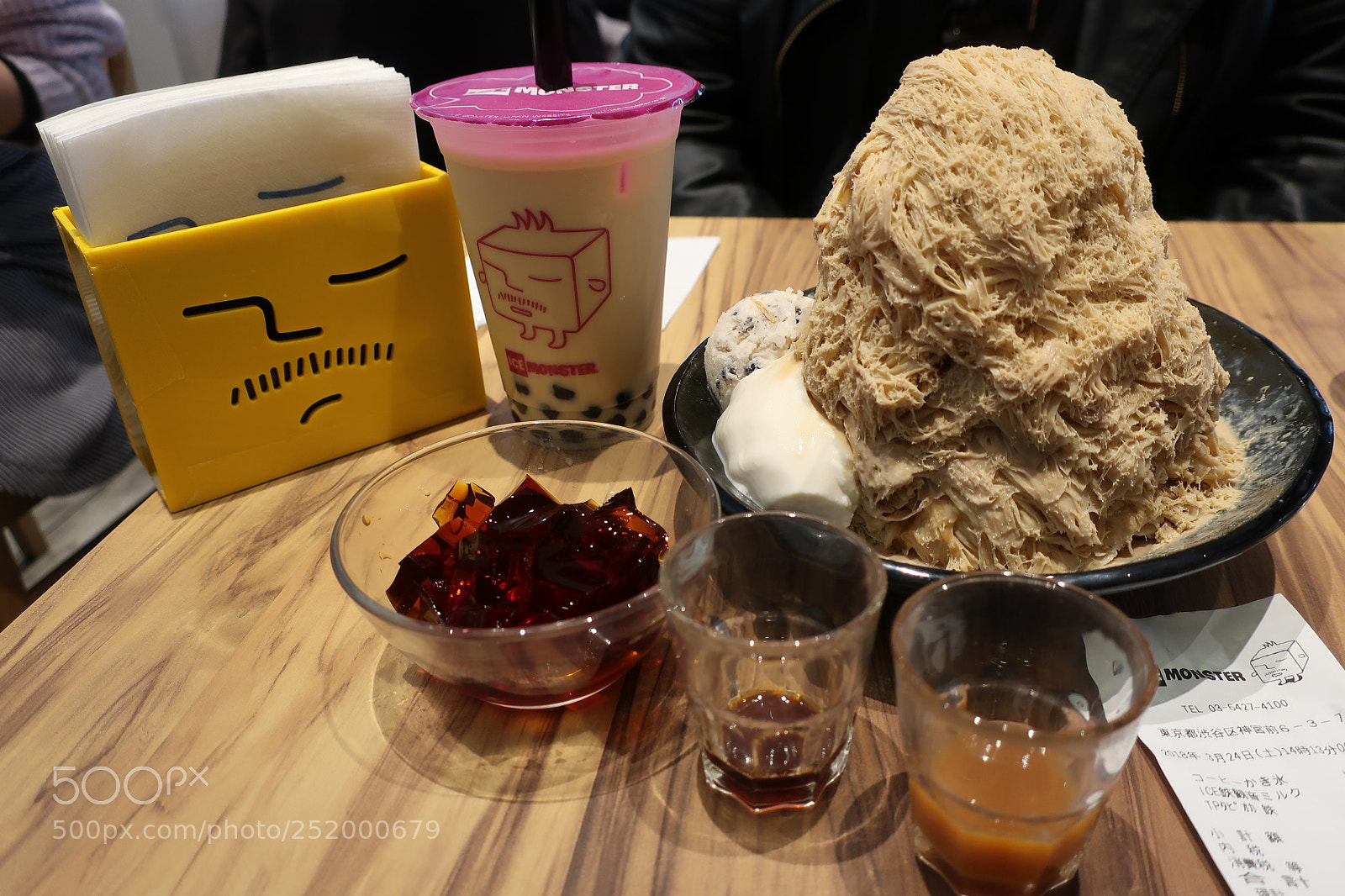 Canon PowerShot G9 X Mark II sample photo. Monster cafe harajuku photography