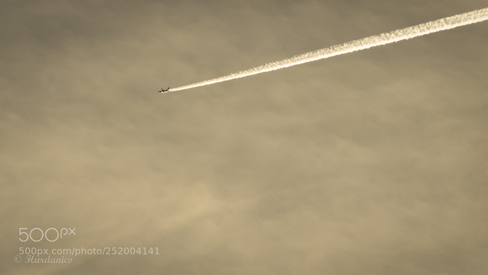 Nikon D5300 sample photo. Crossing the sky photography