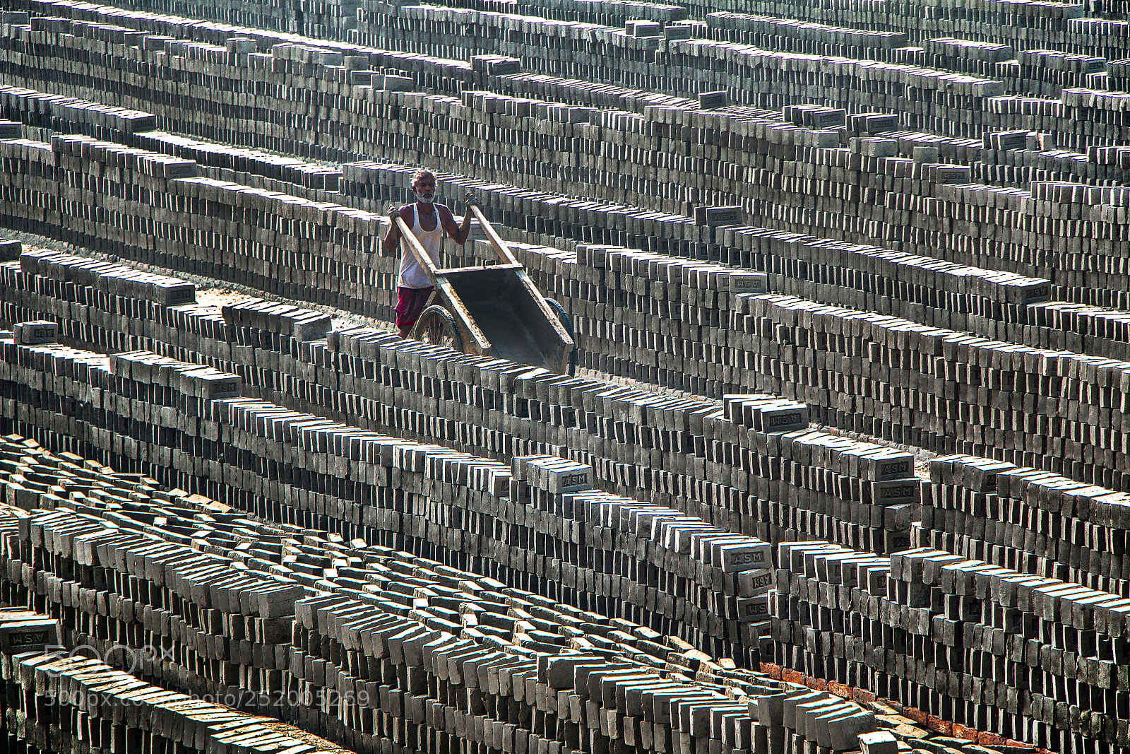 Canon EOS 70D sample photo. The lonely brick field photography