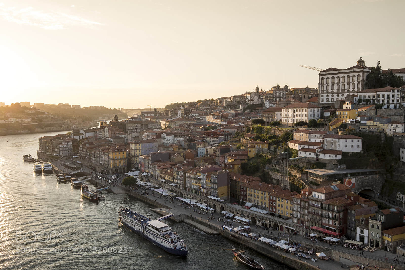 Fujifilm X-T2 sample photo. Old town porto portugal photography