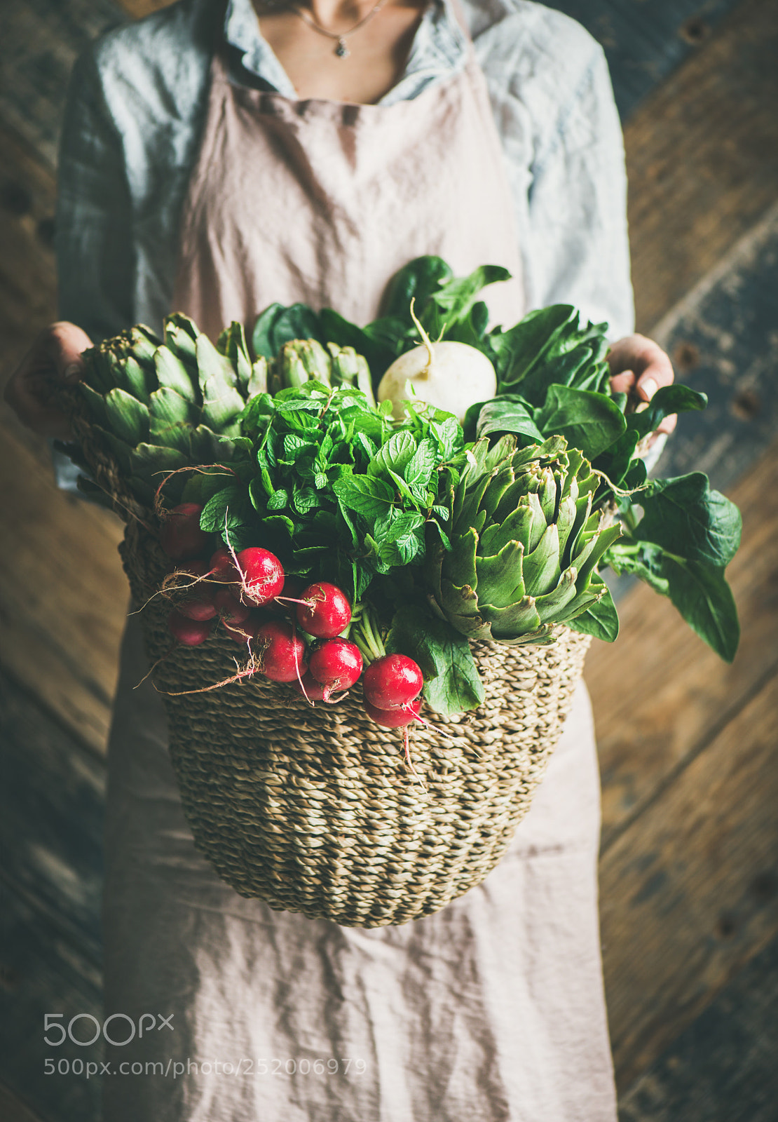 Nikon D610 sample photo. Female farmer holding basket photography
