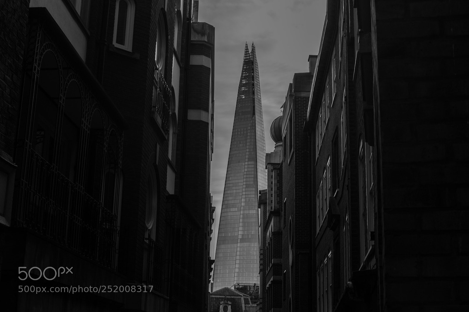 Nikon D3100 sample photo. The shard photography