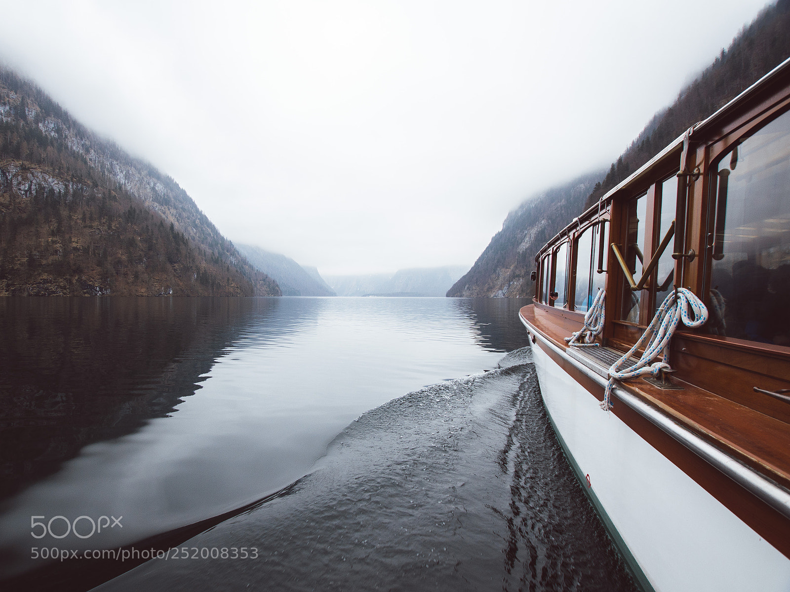 Sony ILCA-77M2 sample photo. First boat at the photography