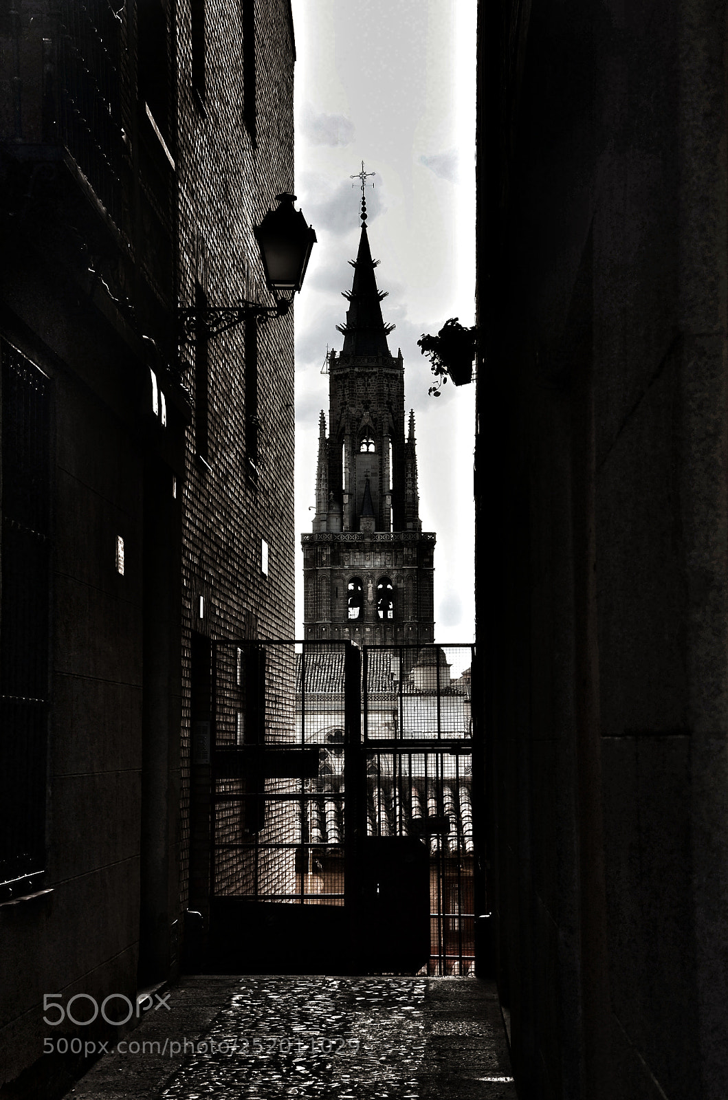 Nikon D5100 sample photo. Dark tower photography
