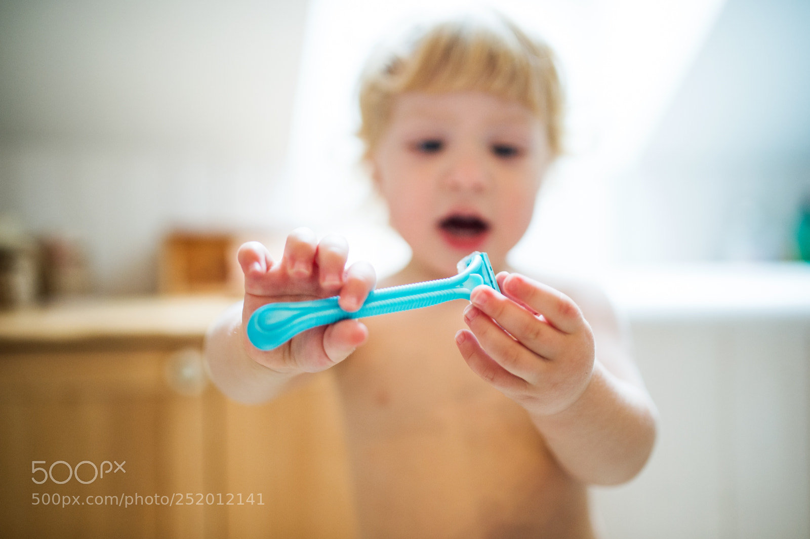 Nikon D4S sample photo. Toddler boy in dangerous photography