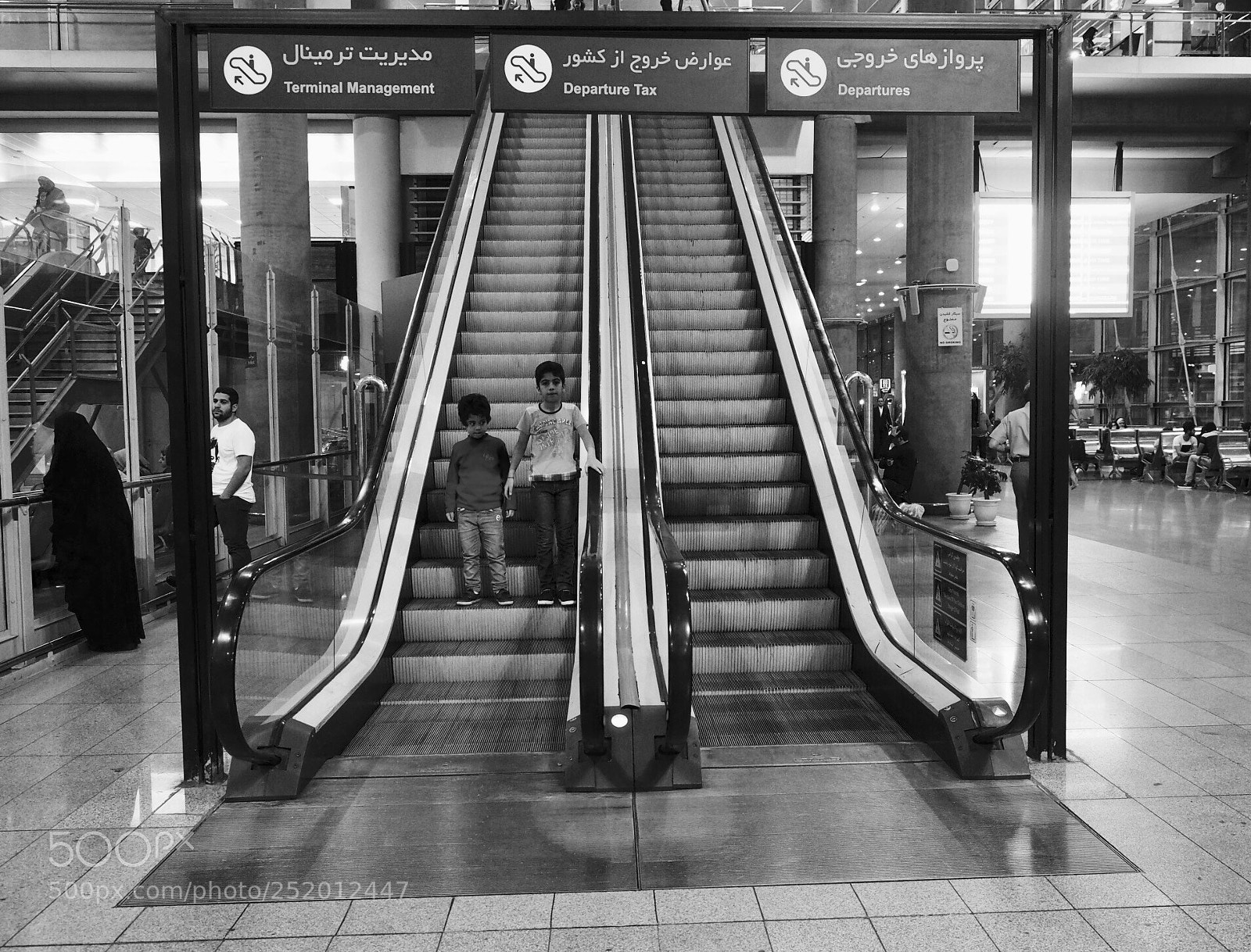 Olympus OM-D E-M1 sample photo. Tehran airport photography