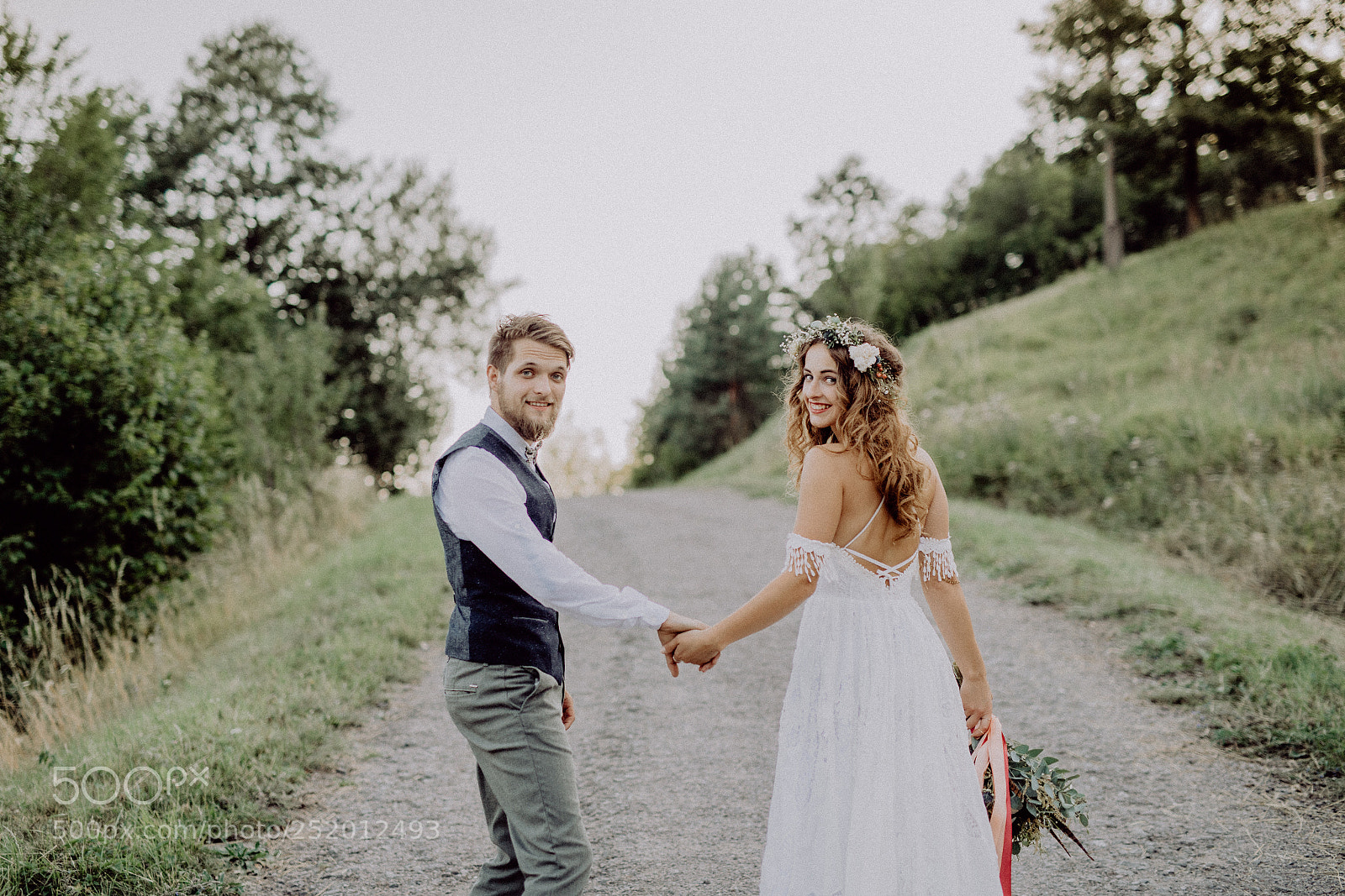 Nikon D5 sample photo. Beautiful bride and groom photography