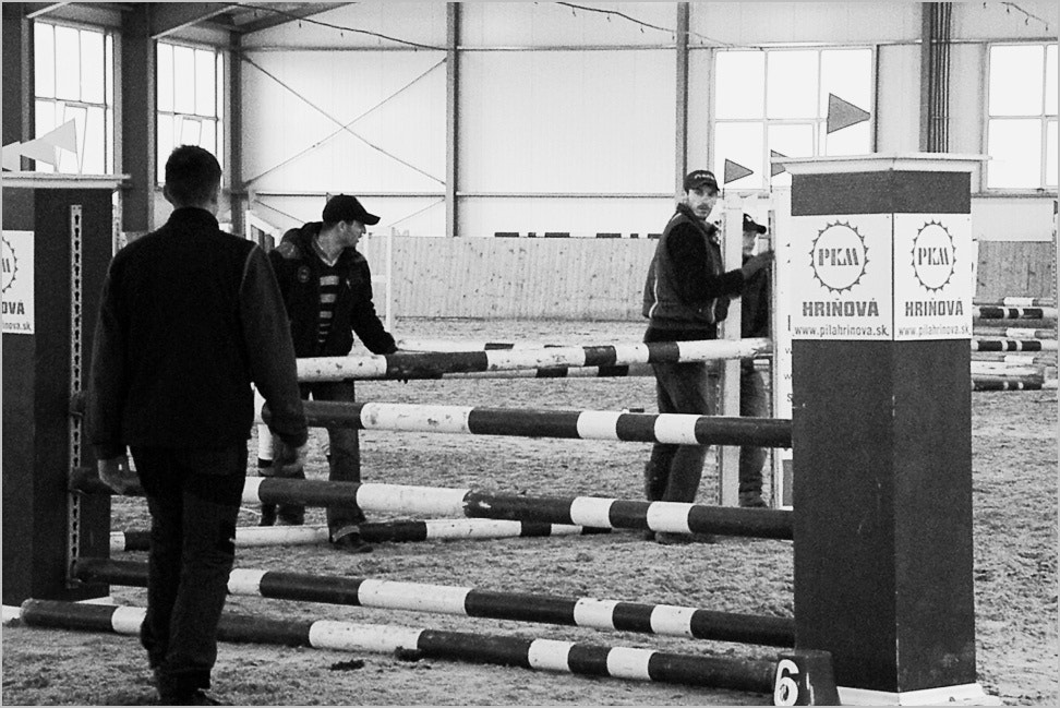 Olympus SP570UZ sample photo. Rebuilding the showjumping track photography