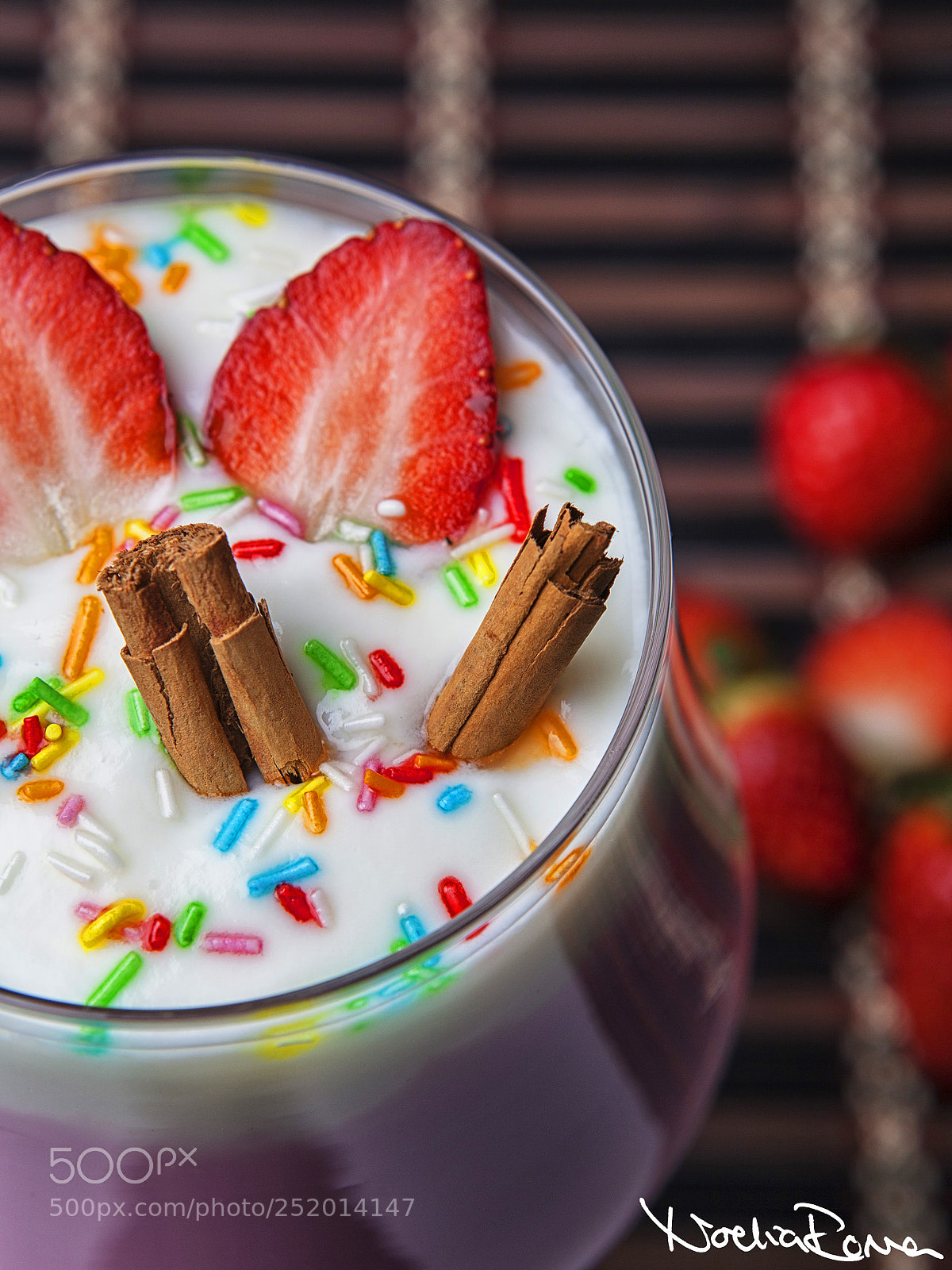 Canon EOS 5D Mark II sample photo. Yummy photography
