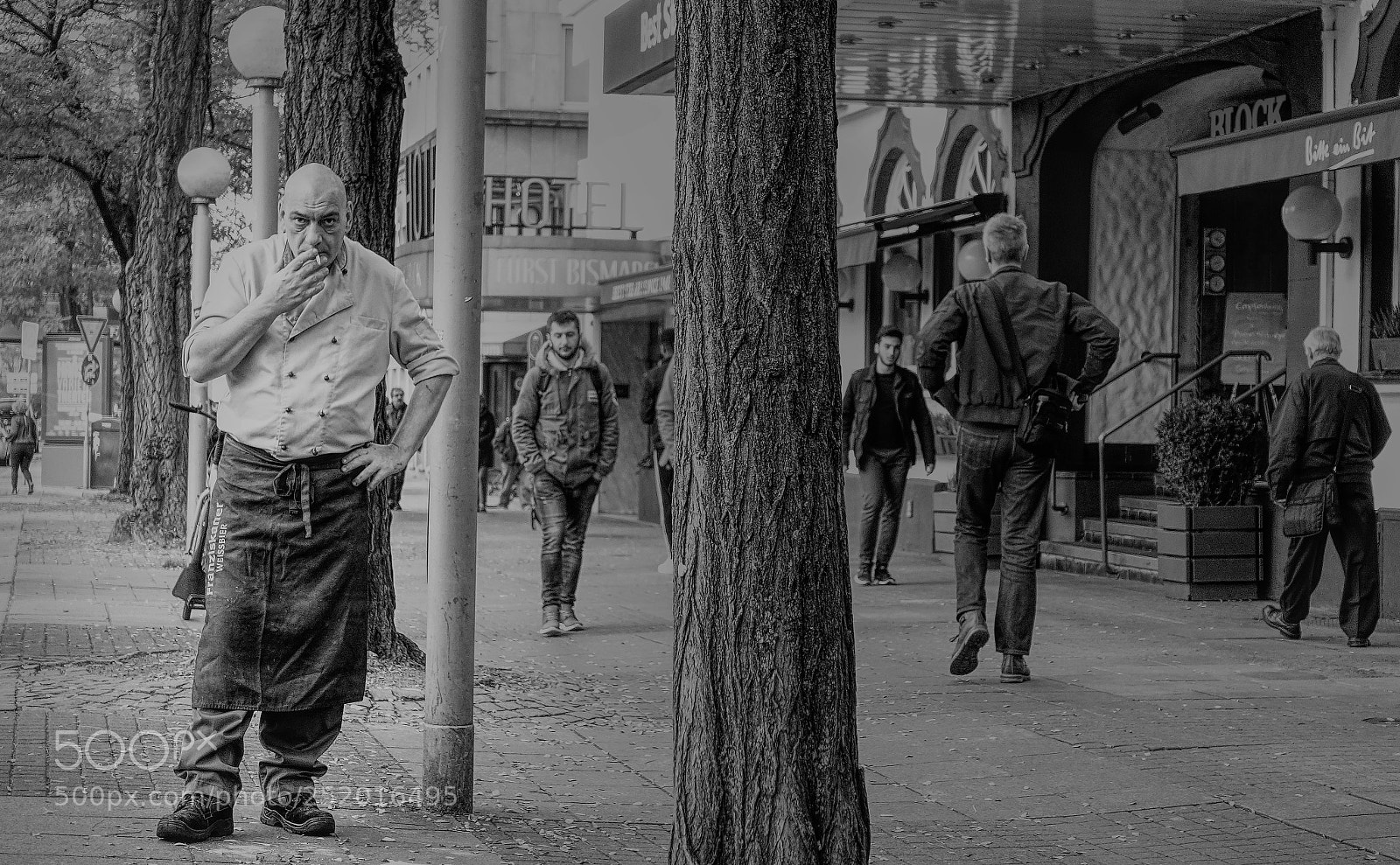 Sony Cyber-shot DSC-RX100 III sample photo. Time to smoke a photography