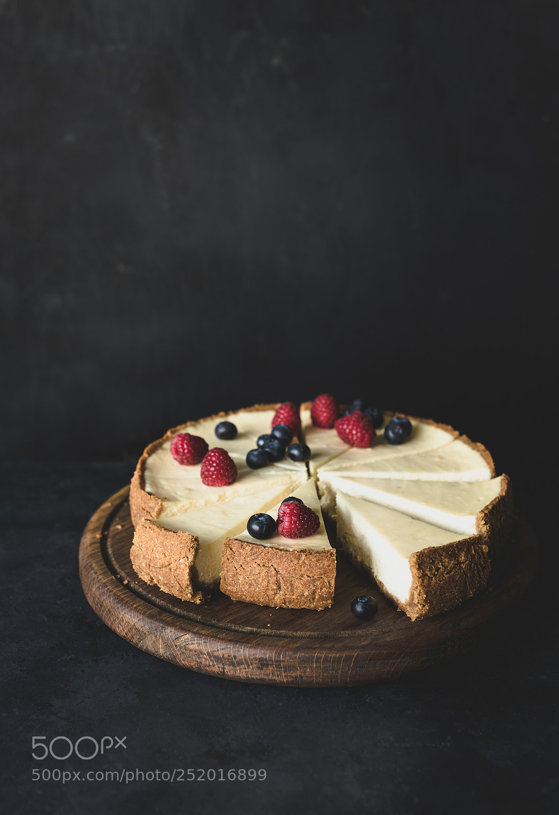 Nikon D810 sample photo. Cheesecake with fresh berries photography