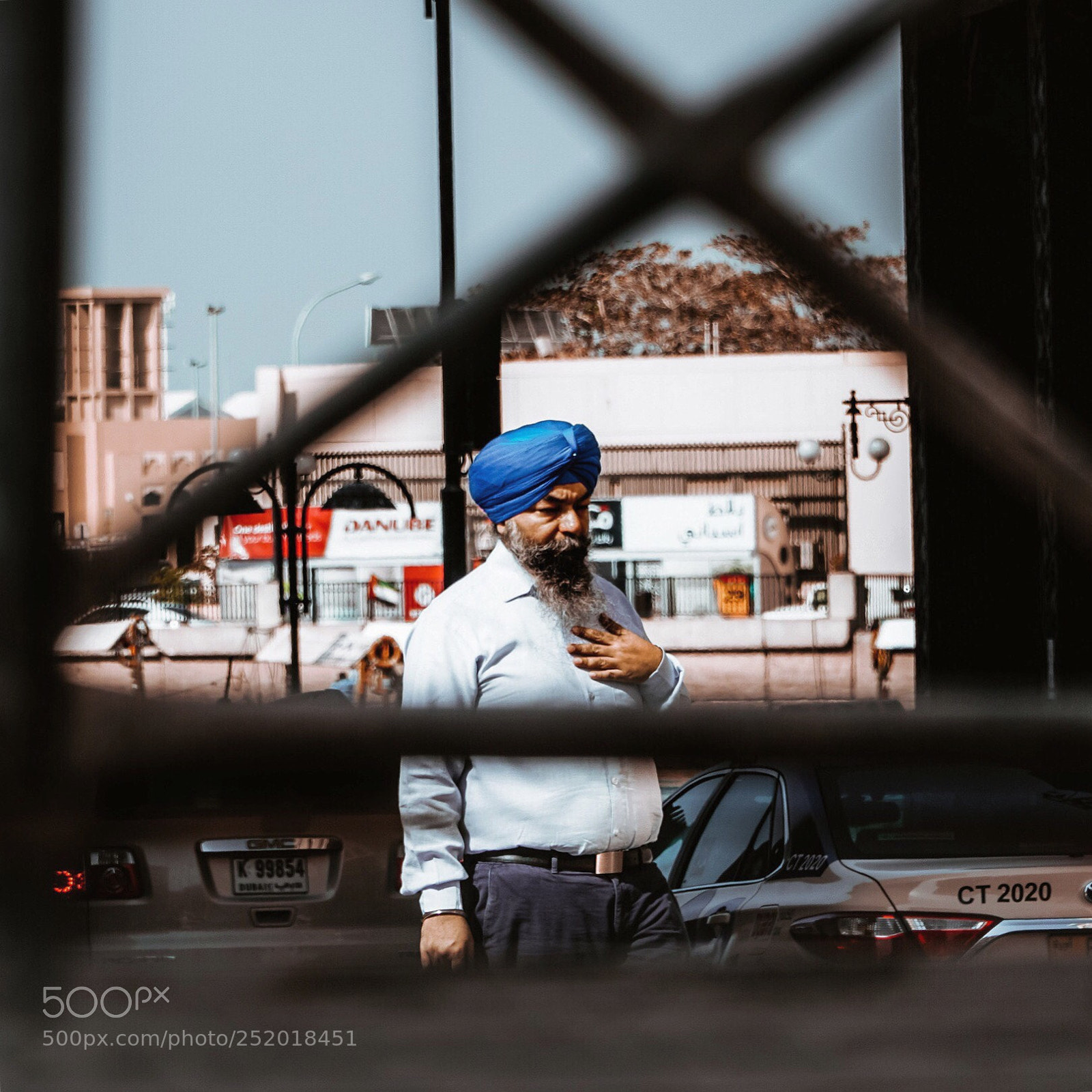 Sony a6300 sample photo. People of dubai  photography