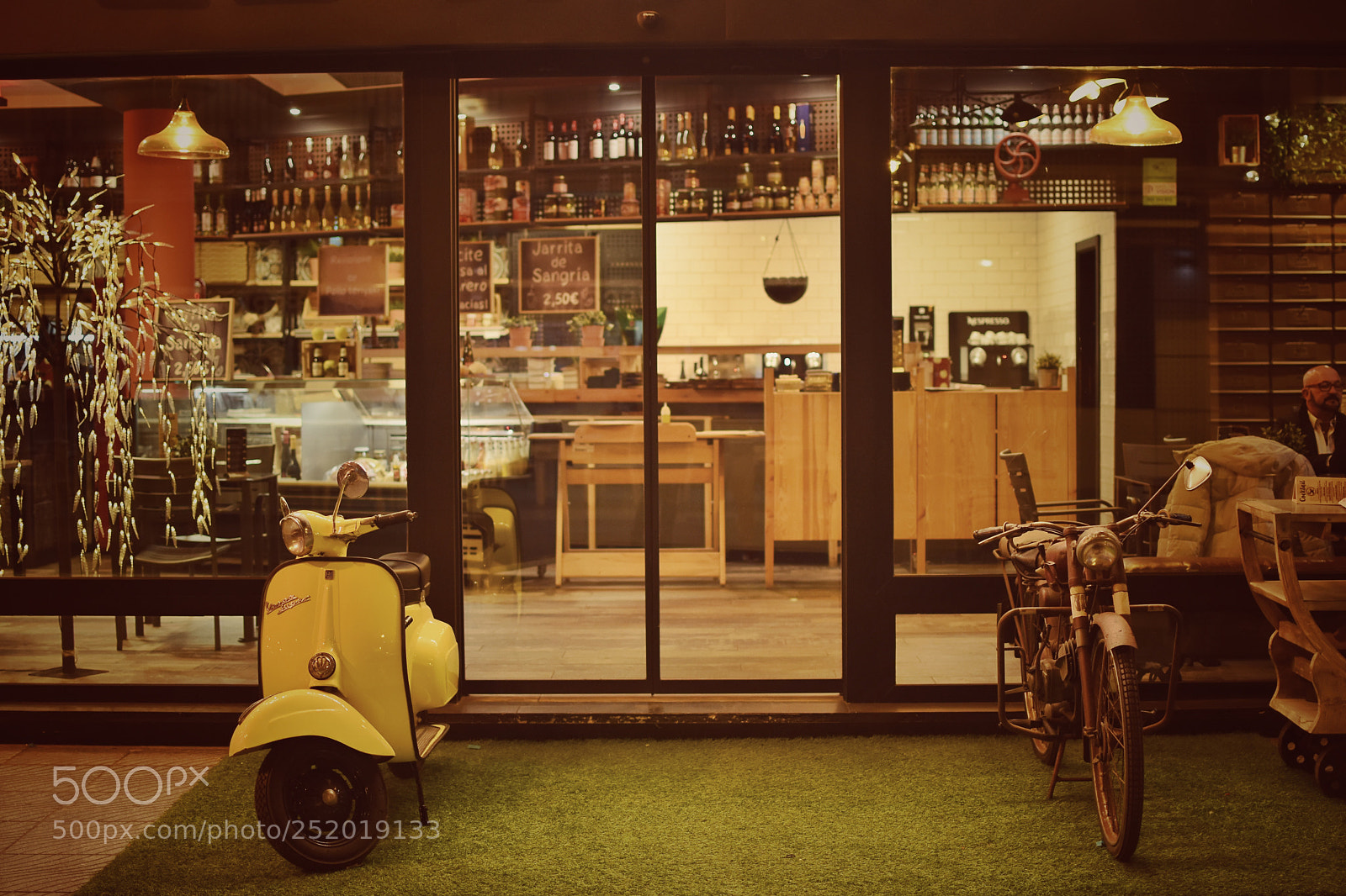 Nikon D7200 sample photo. #restaurant photography