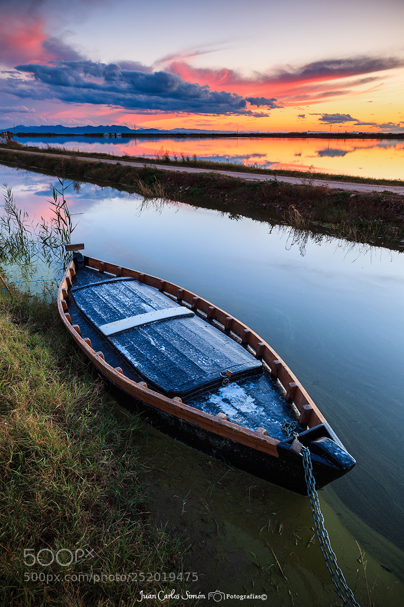 Canon EOS 5D Mark II sample photo. Boat at sunset. photography