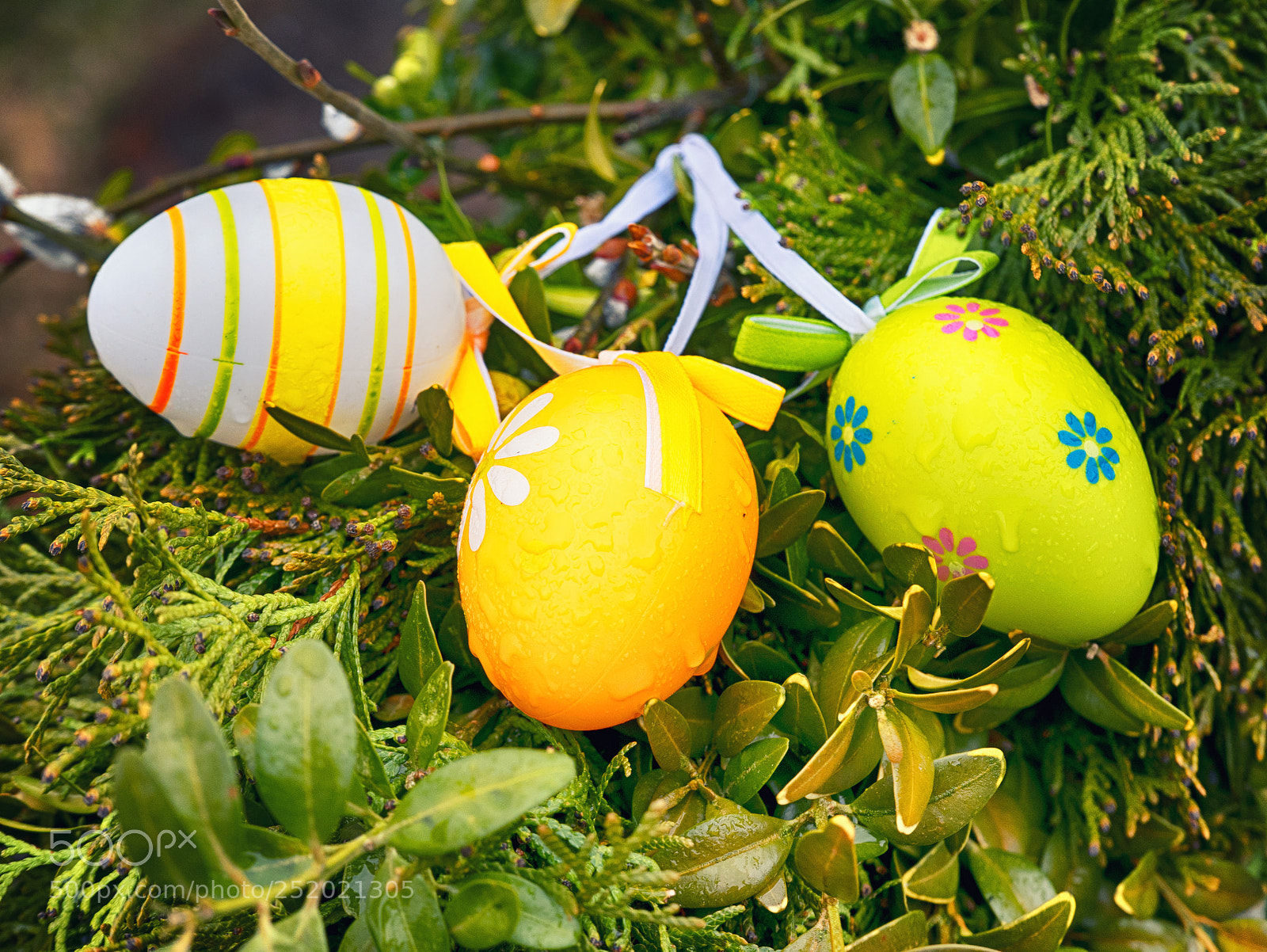 Panasonic Lumix DMC-LX100 sample photo. Easter egg decoration closeup photography