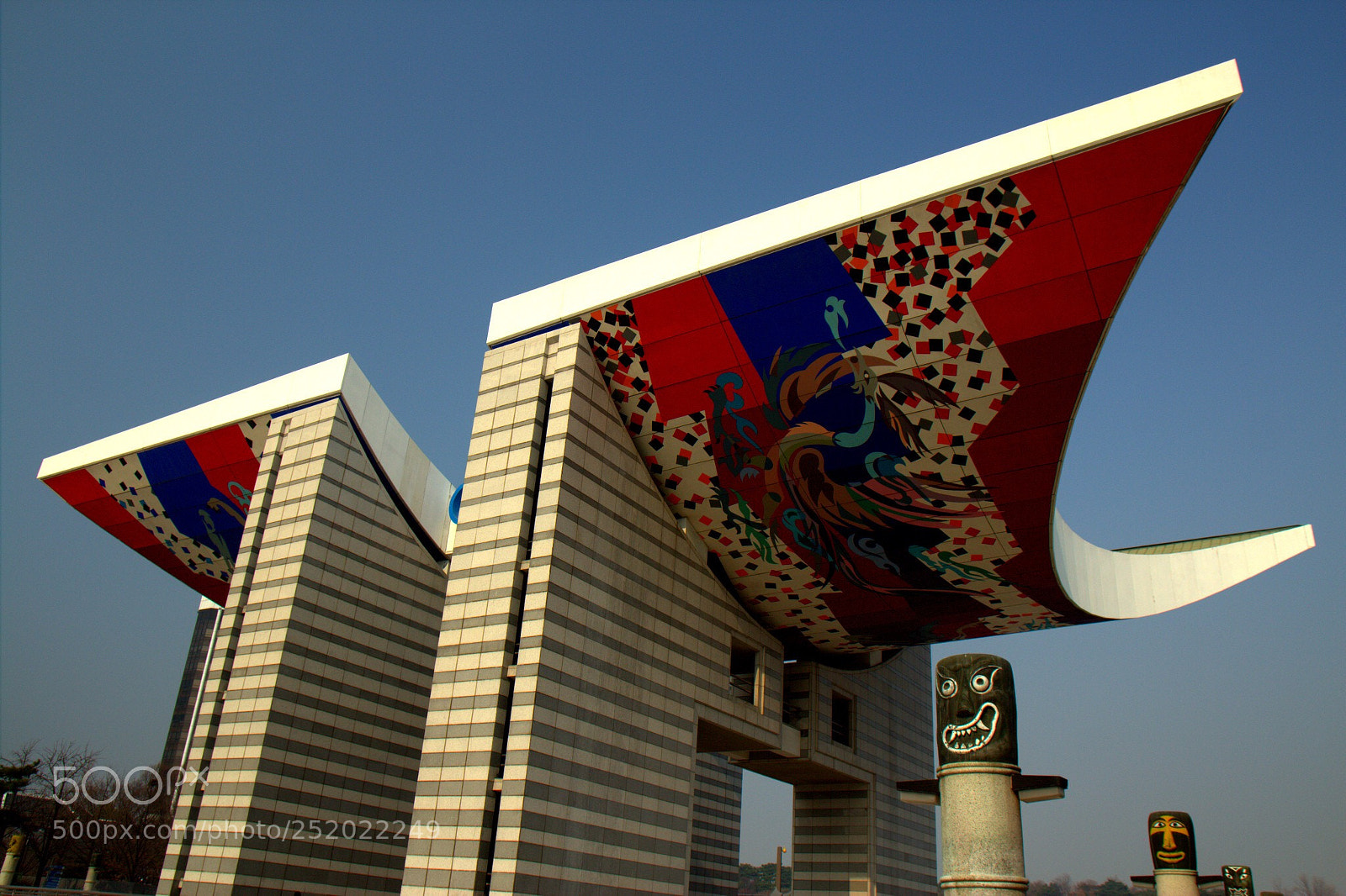 Canon EOS 600D (Rebel EOS T3i / EOS Kiss X5) sample photo. Gate of peace #2 photography