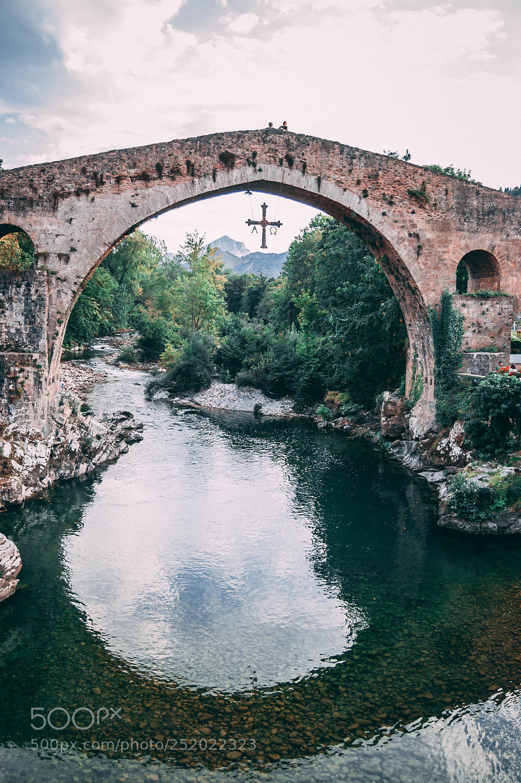 Nikon D40 sample photo. Cangas de onis photography