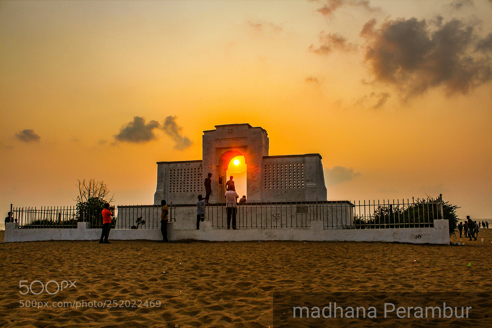 Canon EOS 600D (Rebel EOS T3i / EOS Kiss X5) sample photo. Besant nagar beach photography