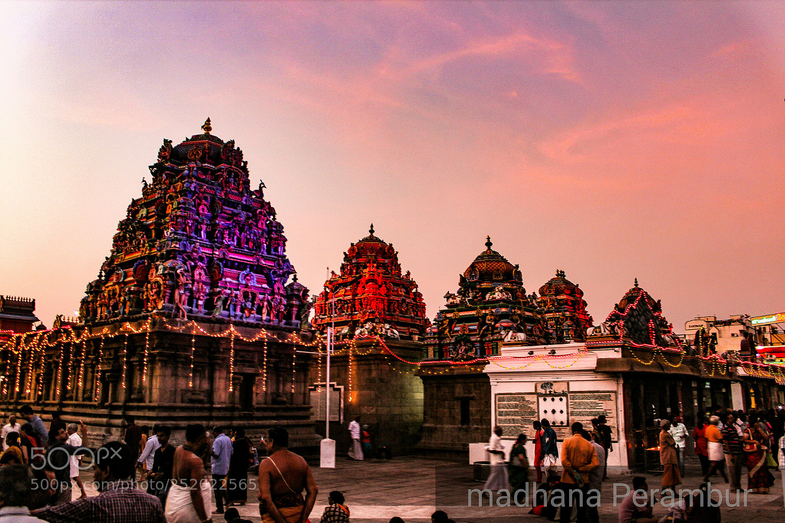 Canon EOS 600D (Rebel EOS T3i / EOS Kiss X5) sample photo. Mylpore kapali temple towers photography