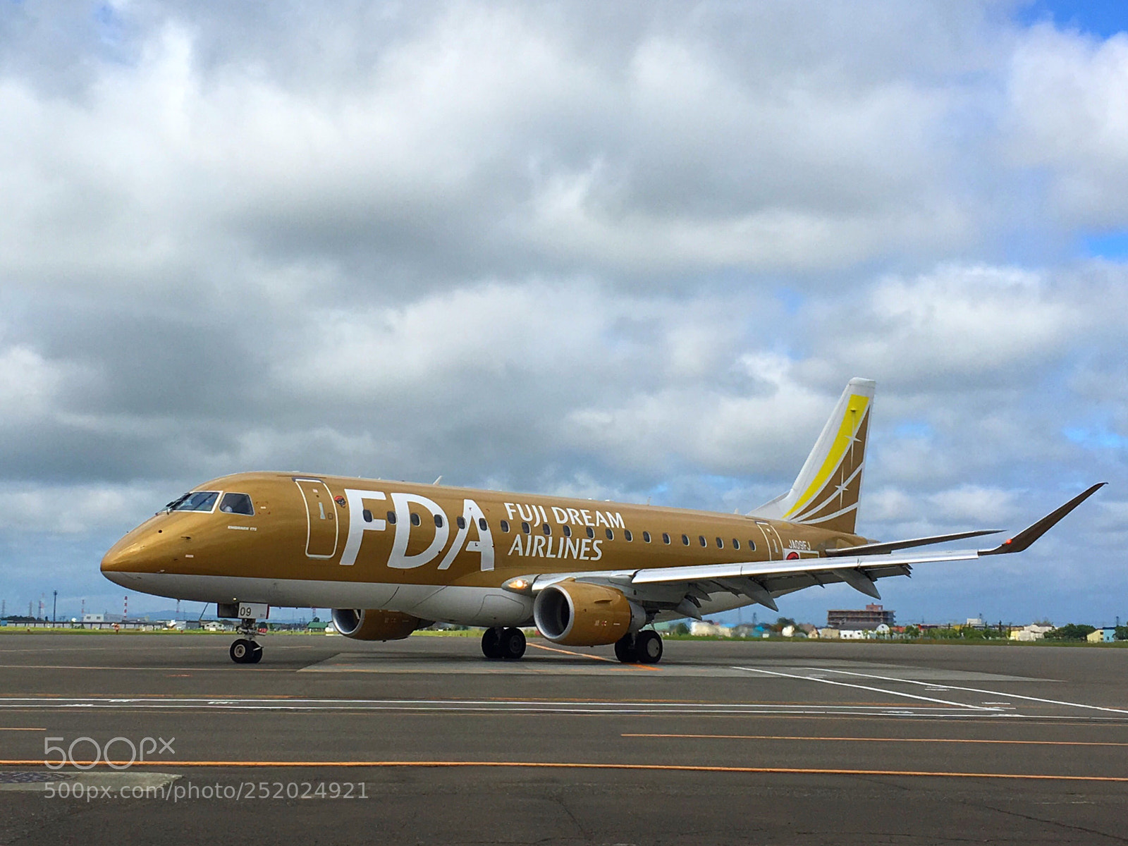 Apple iPhone 6s Plus sample photo. Fuji dream airlines  photography