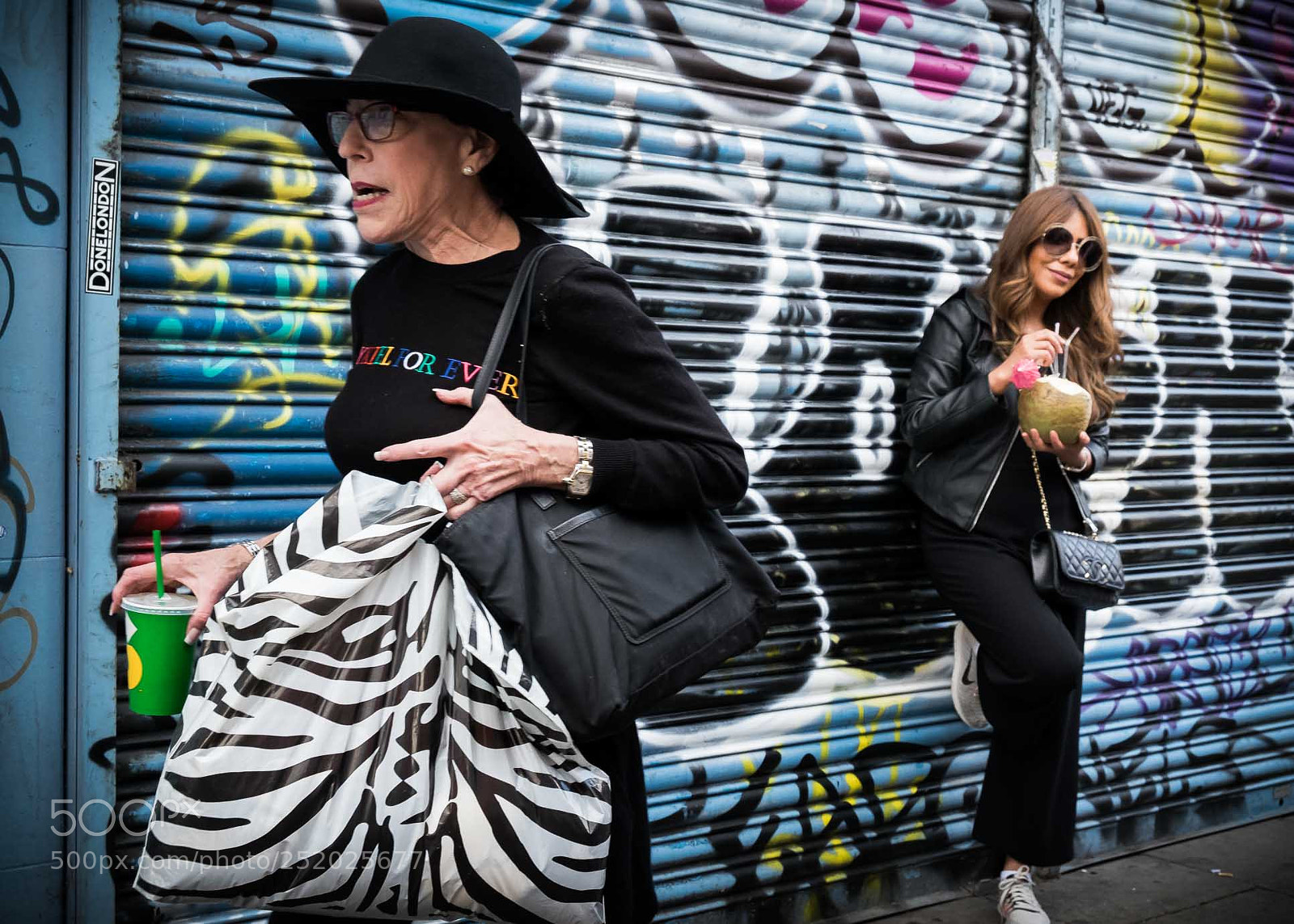 Fujifilm X-T10 sample photo. A woman on the photography