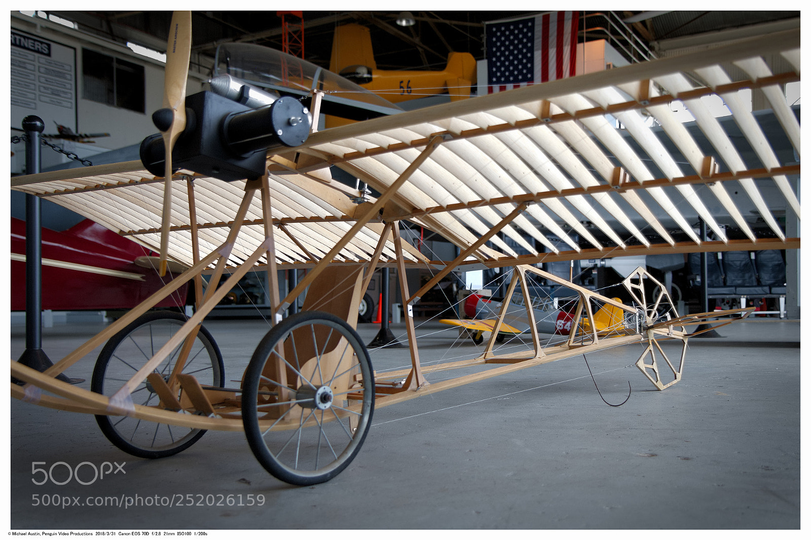 Canon EOS 70D sample photo. Aeroplane photography