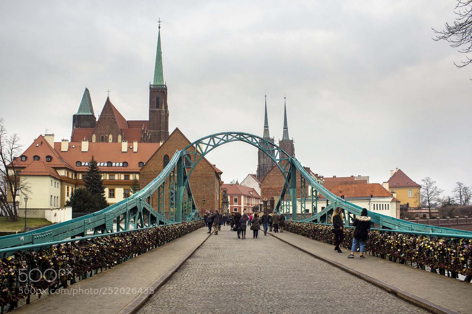 Canon EOS 600D (Rebel EOS T3i / EOS Kiss X5) sample photo. Wroclaw / cathedral island photography