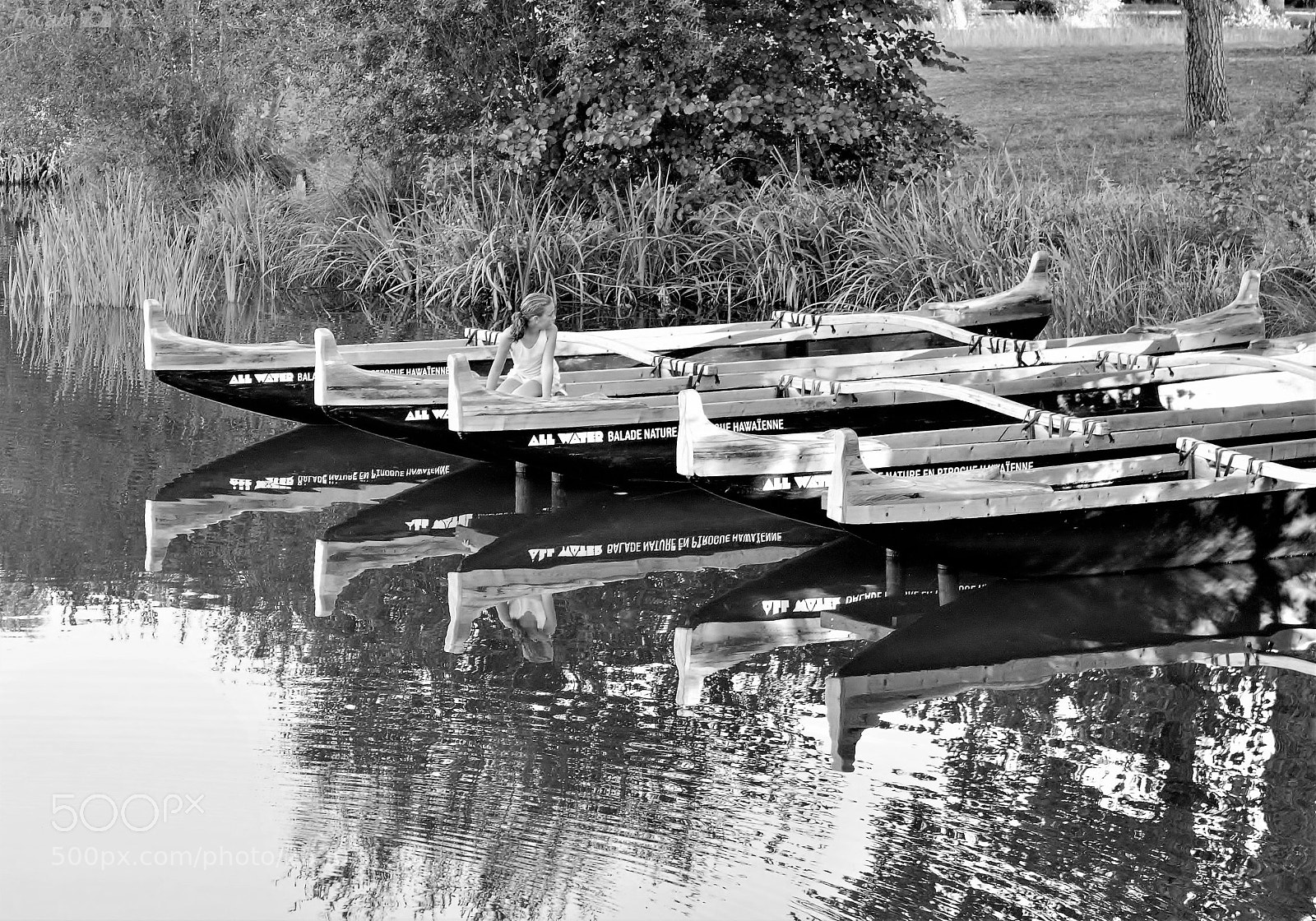 Canon EOS 1100D (EOS Rebel T3 / EOS Kiss X50) sample photo. Waiting for a boat photography