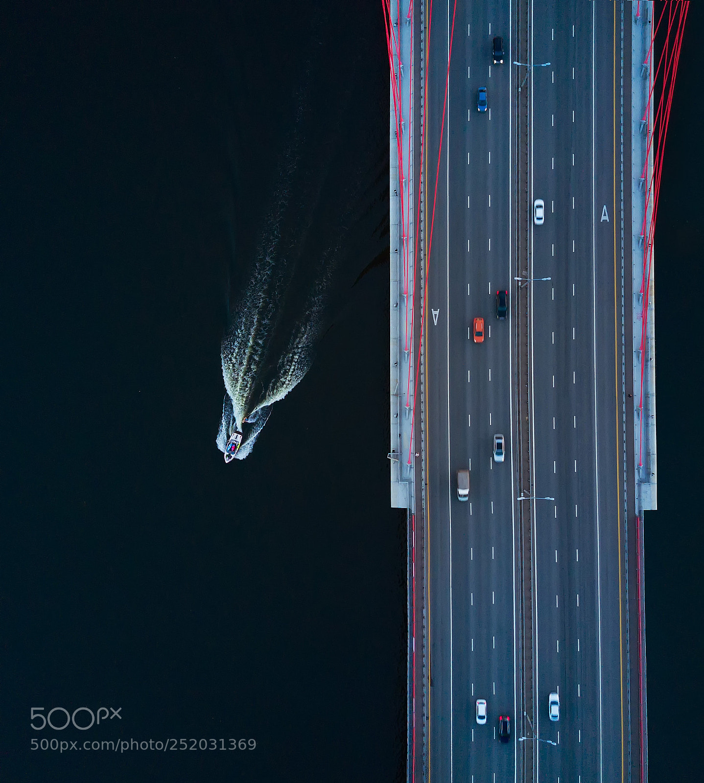 DJI FC220 sample photo. Moskva river photography