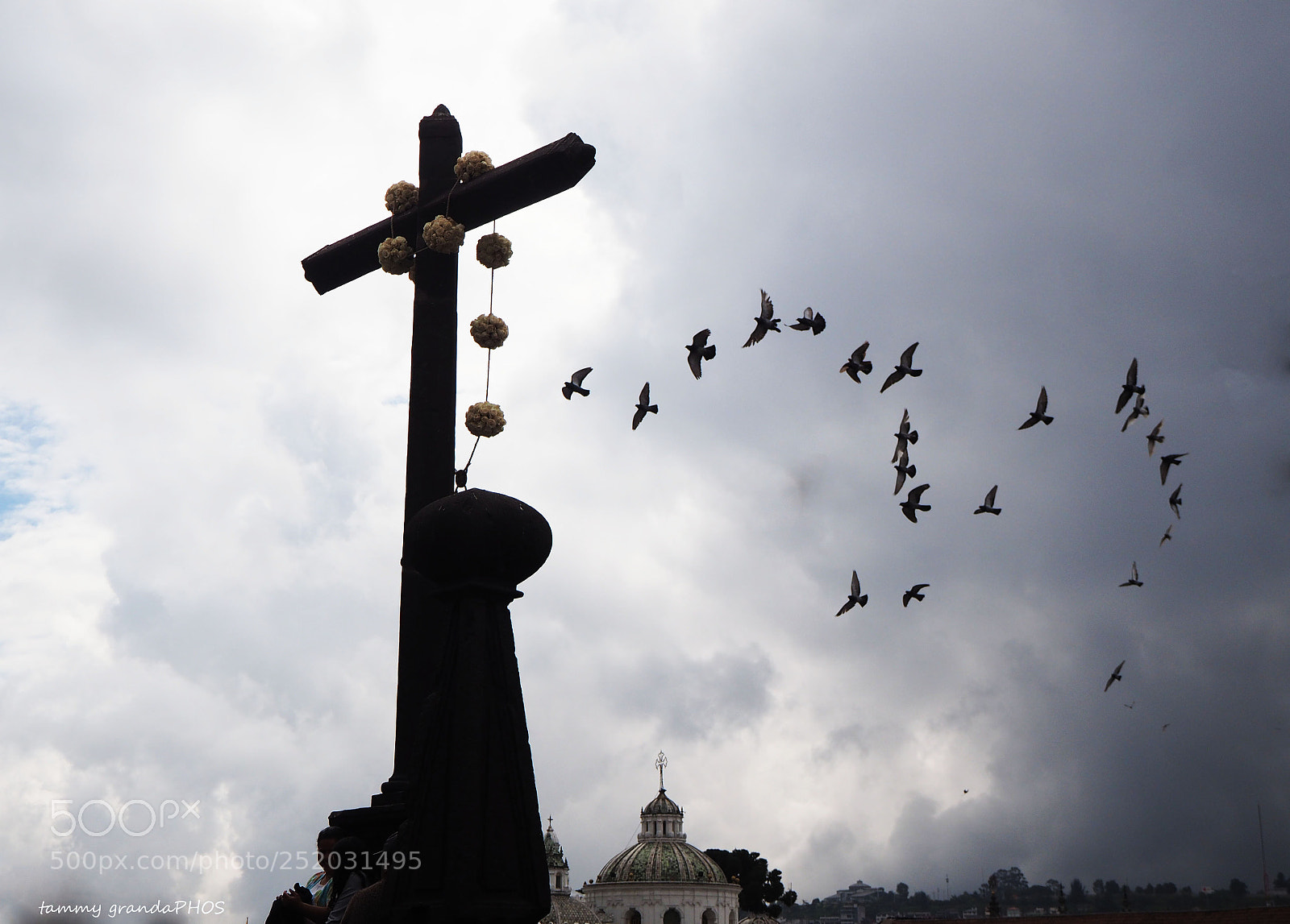 Olympus OM-D E-M10 sample photo. The cross, a sign photography