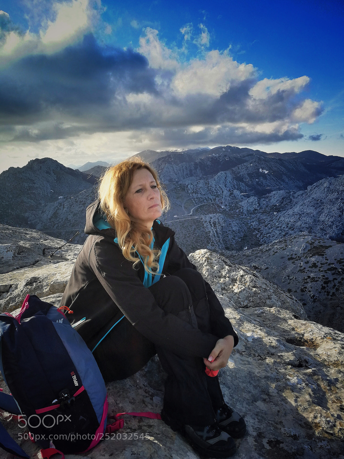 HUAWEI P10 sample photo. Hiking photography