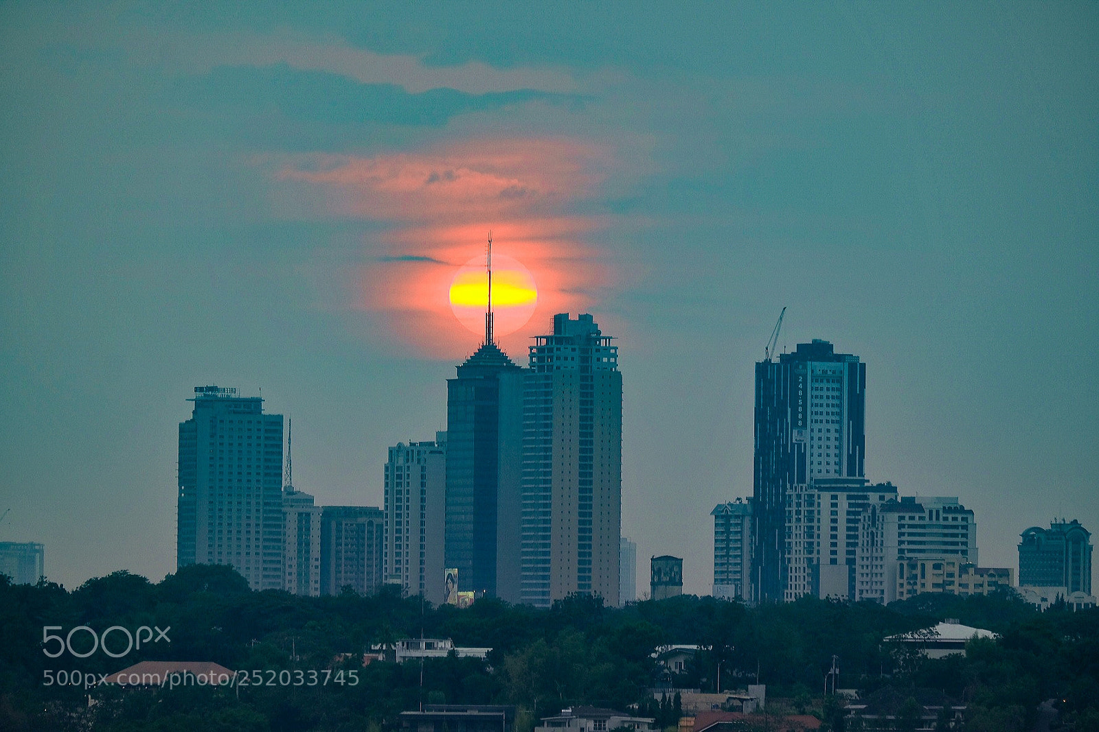 Fujifilm X-T10 sample photo. Eye of sauron photography