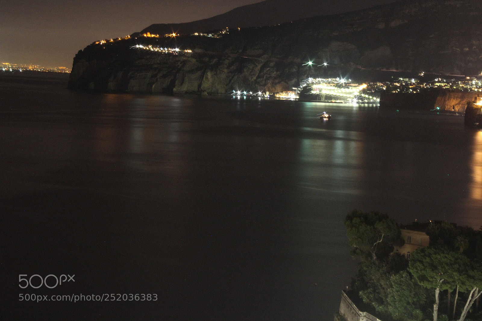 Canon EF-S 18-200mm F3.5-5.6 IS sample photo. Img photography