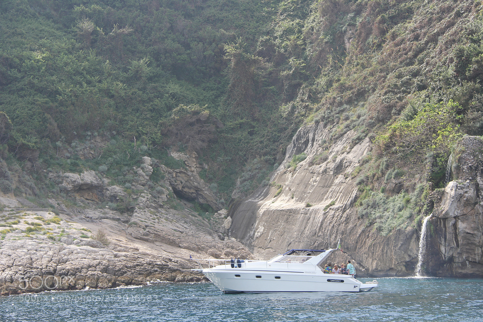 Canon EF-S 18-200mm F3.5-5.6 IS sample photo. Img photography