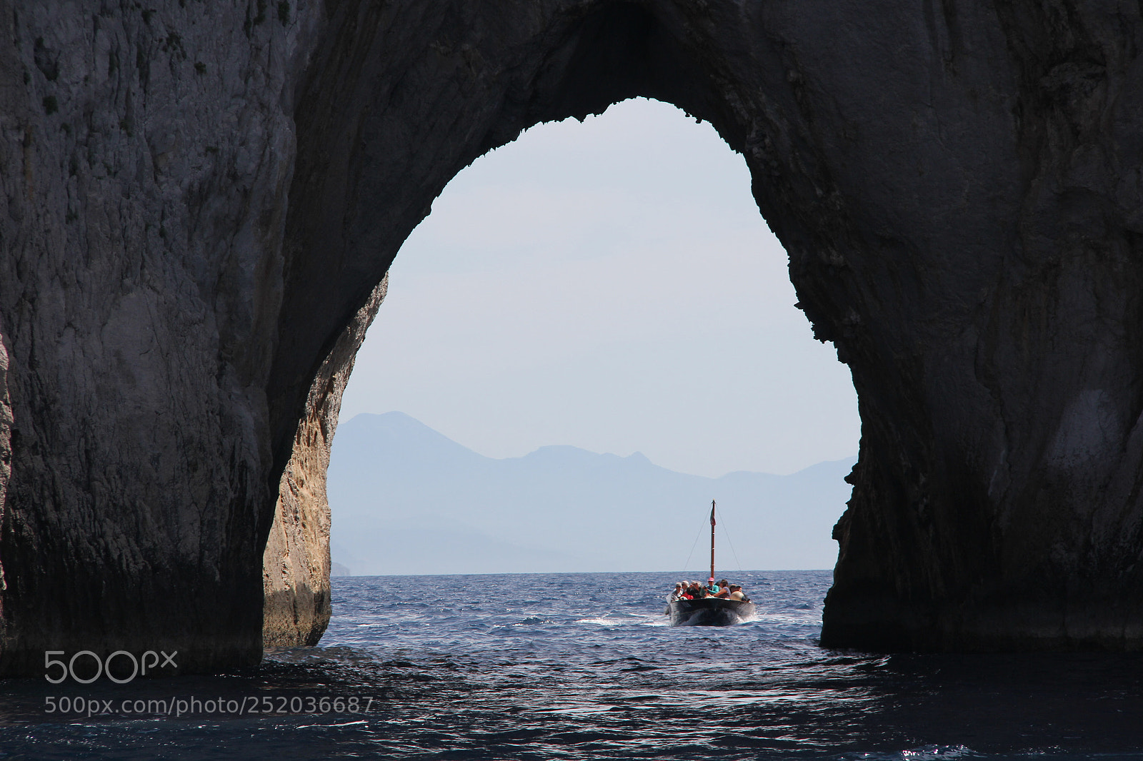 Canon EF-S 18-200mm F3.5-5.6 IS sample photo. Img photography