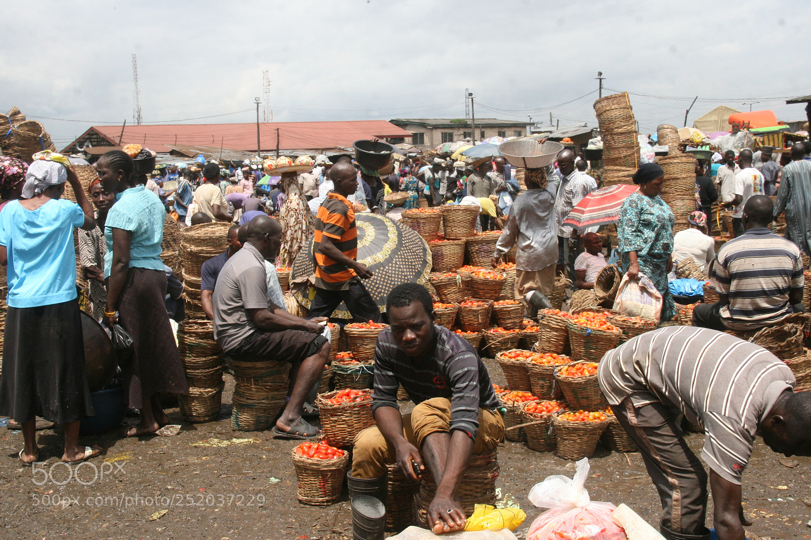 Canon EOS 30D sample photo. Lagos market photography