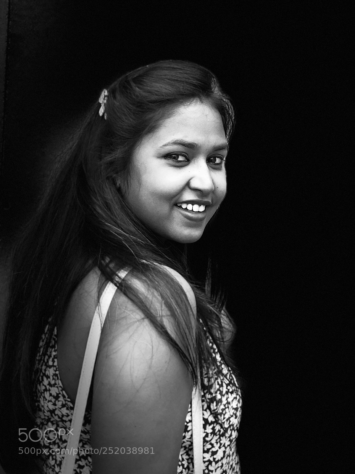 Apple iPhone 8 Plus sample photo. Smiles win heart photography