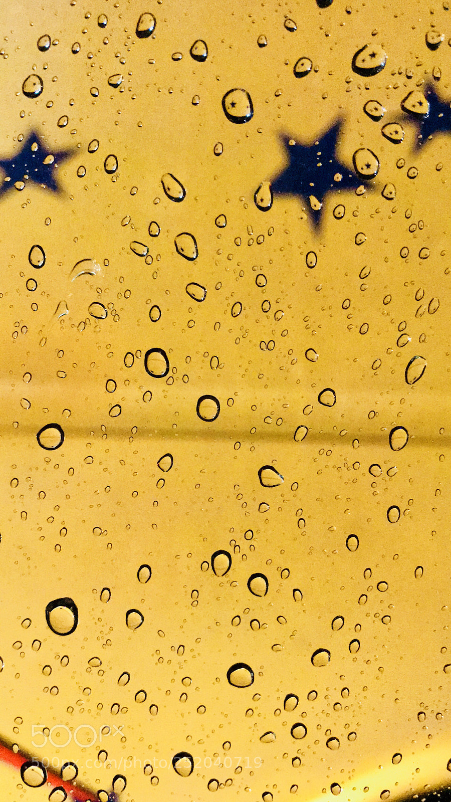 Apple iPhone 7 Plus sample photo. Droplets  photography