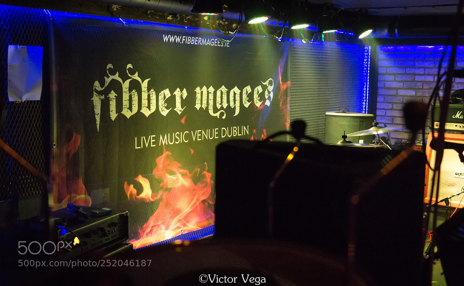 Canon EOS 60D sample photo. Fibbers magges, dublin, ireland. photography