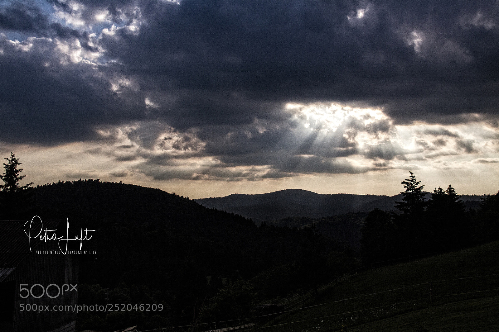 Canon EOS 50D sample photo. Clouds over the valley photography