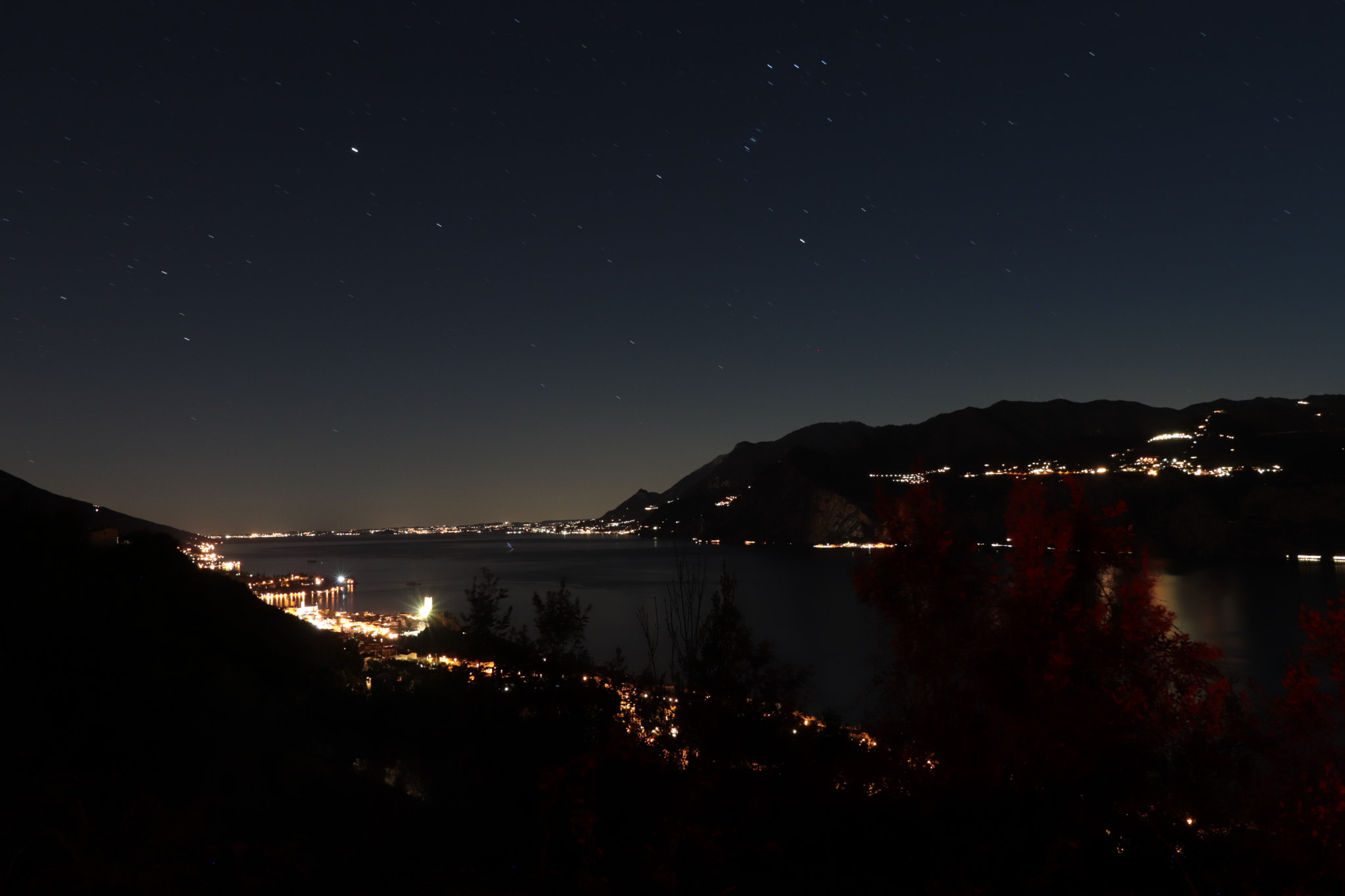 Canon EOS 77D (EOS 9000D / EOS 770D) sample photo. Panorama di notte photography