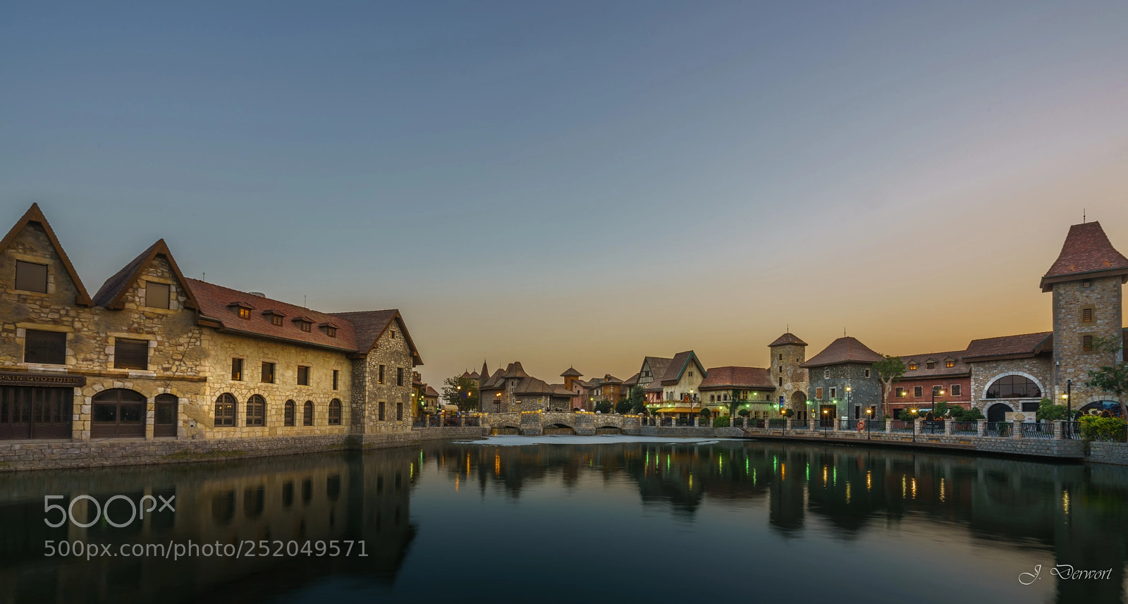 Sony a7R II sample photo. Riverland, dubai photography