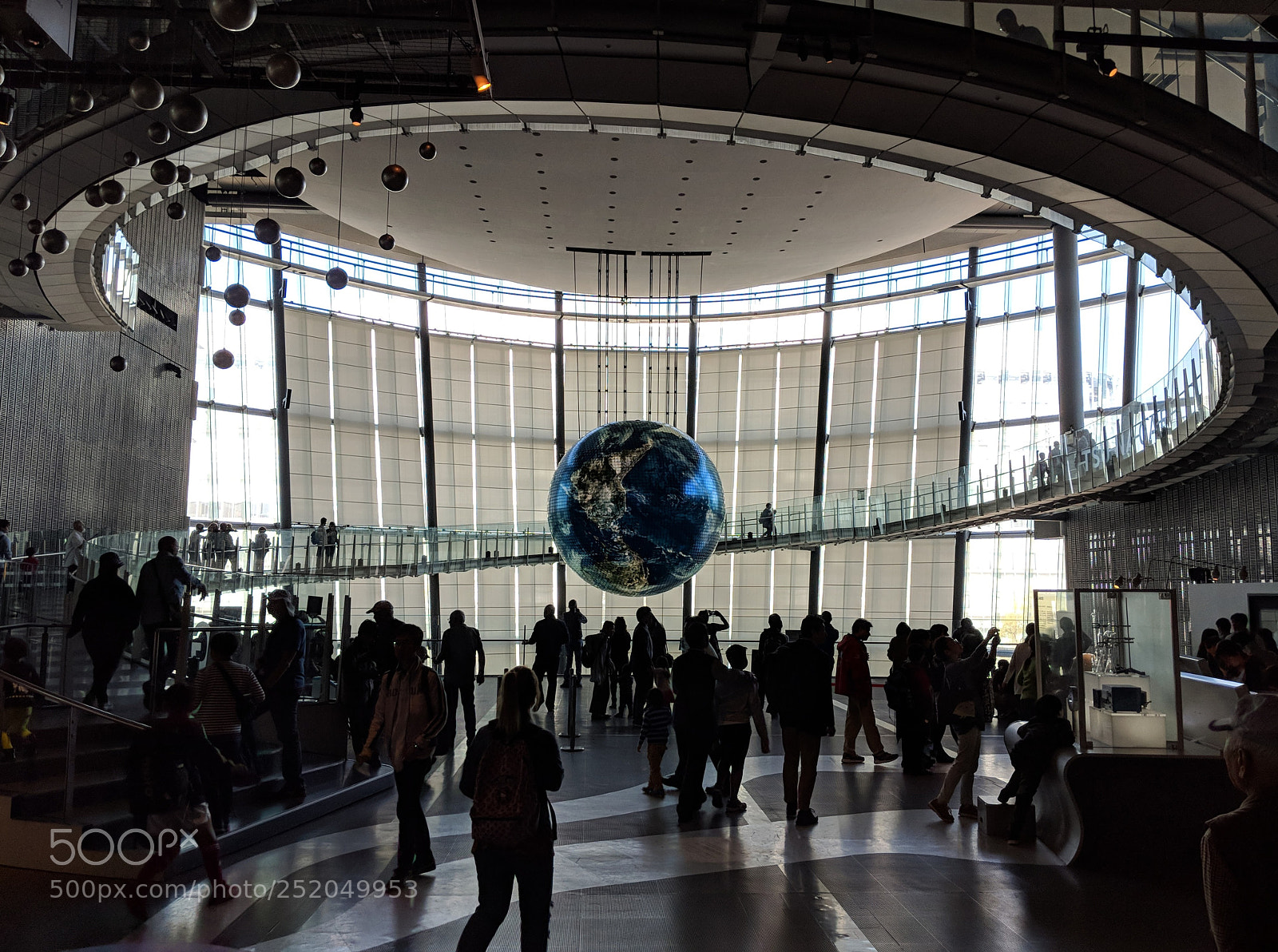 Google Pixel 2 XL sample photo. Untitled photography